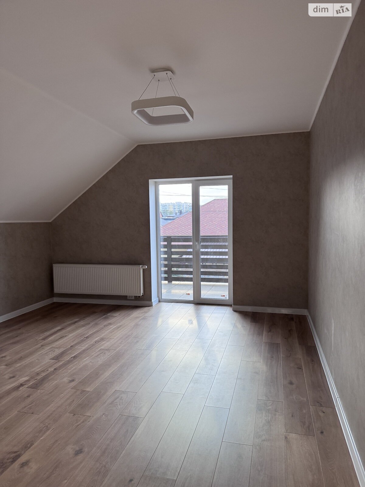 Обʼєкт нерухомості: 4 КІМ. БУДИНОК, ПЛОЩА - 188 м², ЦІНА - 140 000 $
, вул. Драй-Хмари(Затишна) — HUBTRUST, Вінниця