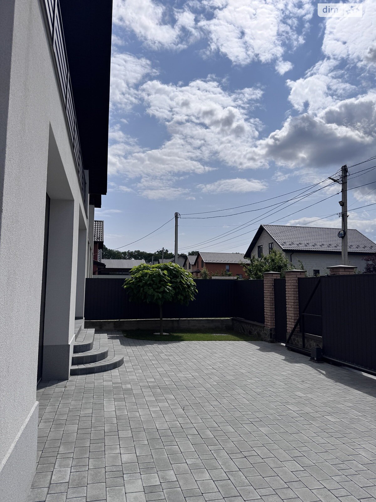 Обʼєкт нерухомості: 4 КІМ. БУДИНОК, ПЛОЩА - 188 м², ЦІНА - 140 000 $
, вул. Драй-Хмари(Затишна) — HUBTRUST, Вінниця