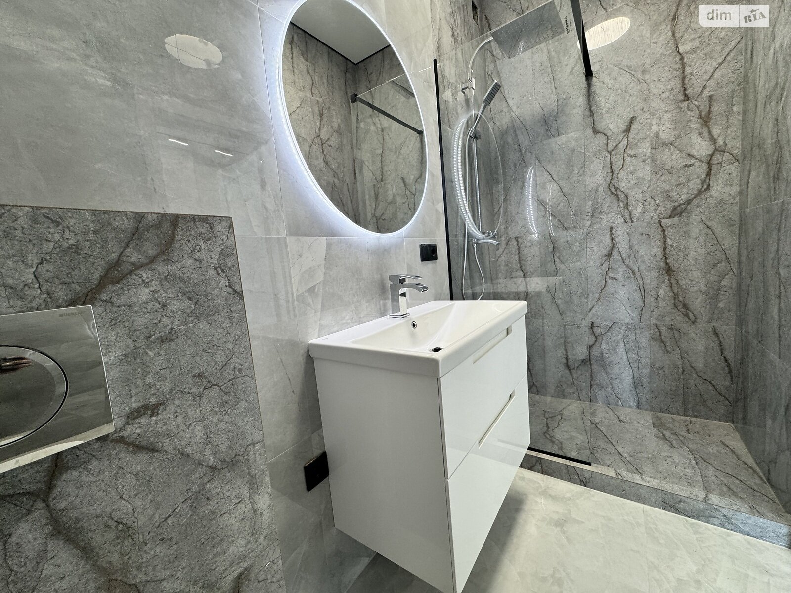 Обʼєкт нерухомості: 2 КІМ. ТАУНХАУС, ПЛОЩА - 74 м², ЦІНА - 88 000 $
 — HUBTRUST, Вінниця