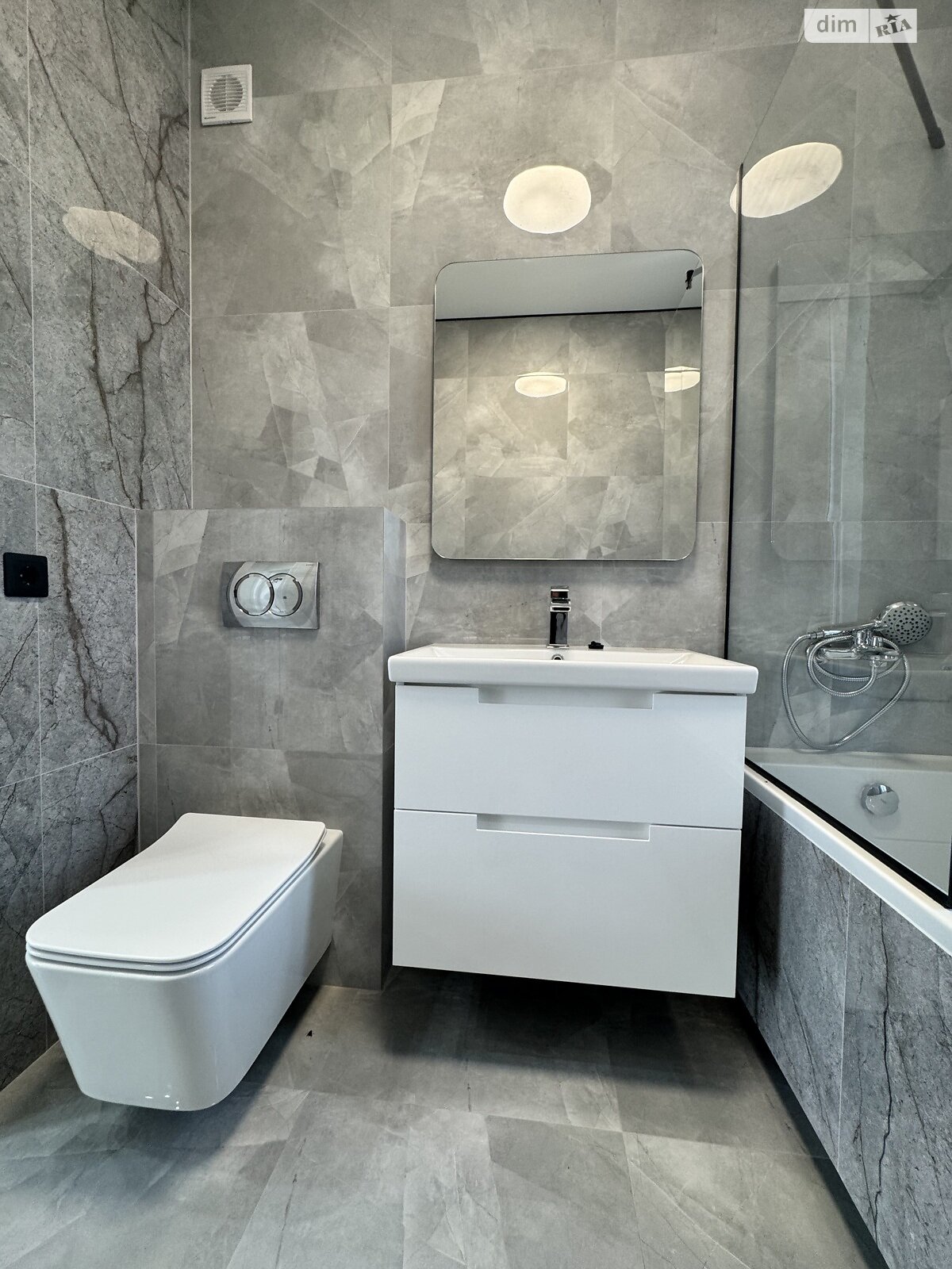 Обʼєкт нерухомості: 2 КІМ. ТАУНХАУС, ПЛОЩА - 74 м², ЦІНА - 88 000 $
 — HUBTRUST, Вінниця