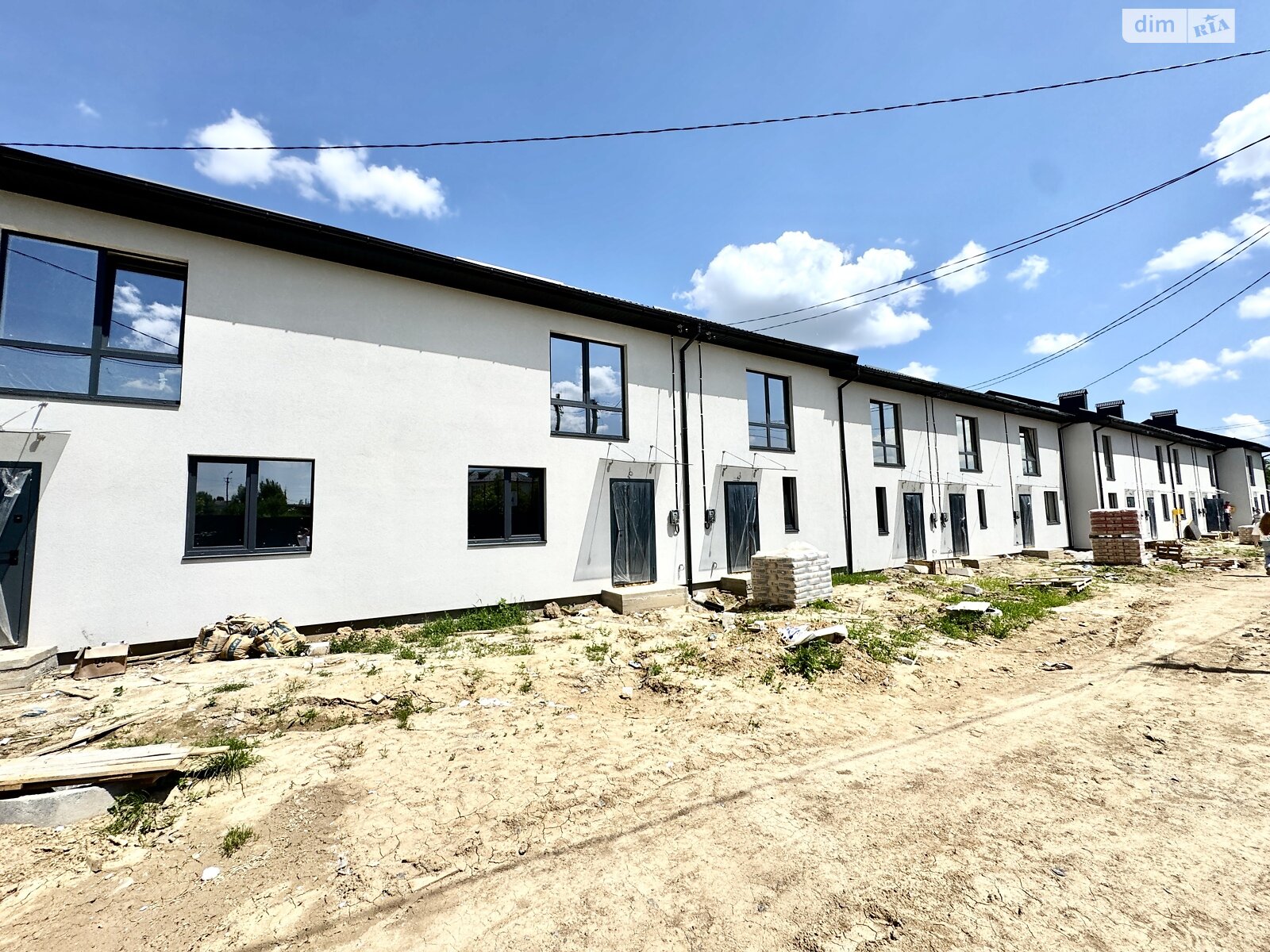 2 КІМ. ТАУНХАУС, ПЛОЩА - 75 м², ЦІНА - 43 000 $
, вул. Богдана Хмельницького