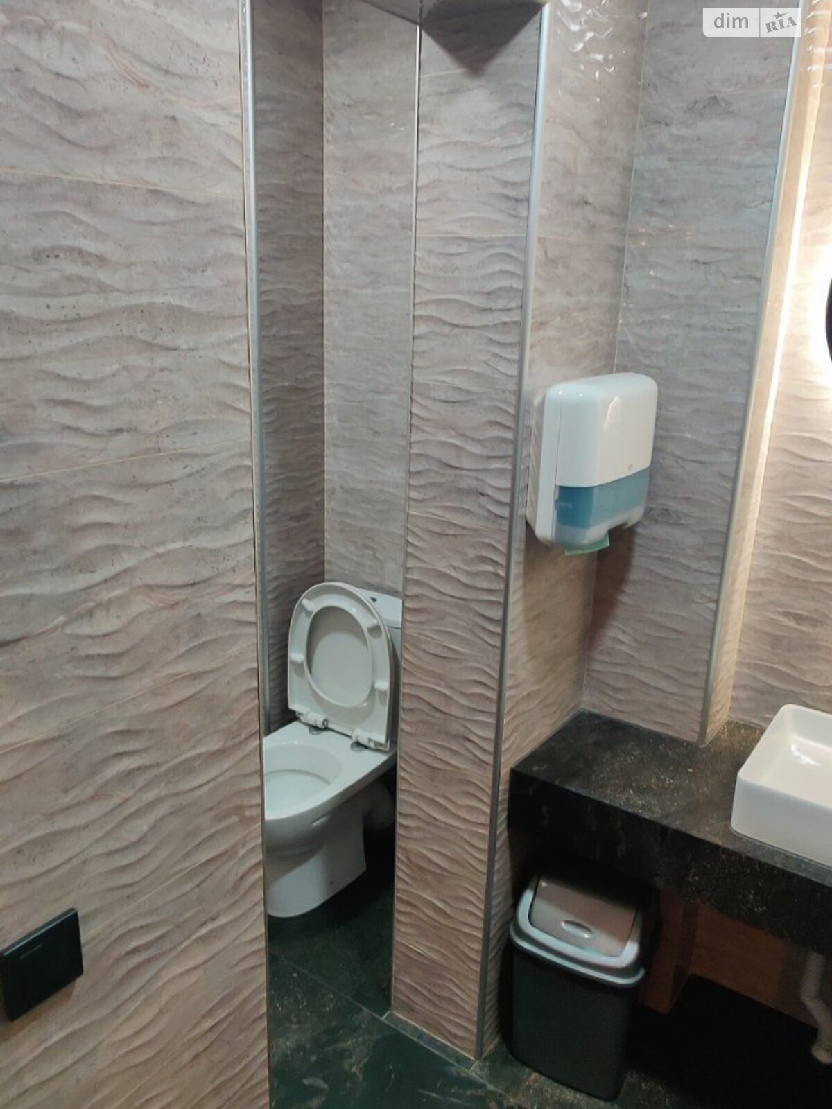 Обʼєкт нерухомості: ПЛОЩА - 300 м², ЦІНА - 900 000 $
, вул. Стрілецька — HUBTRUST, Вінниця