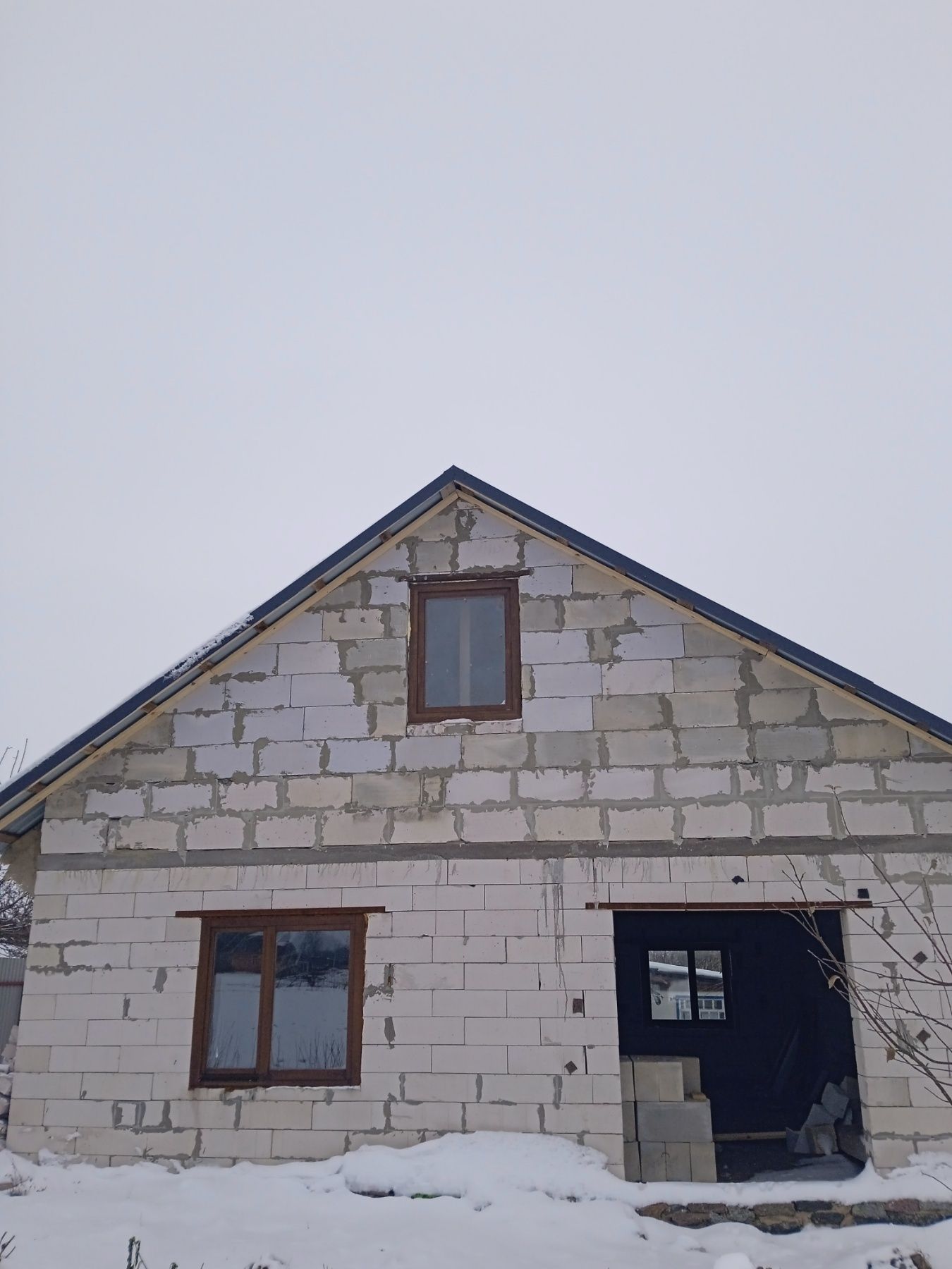 4 КІМ. БУДИНОК, ПЛОЩА - 200 м², ЦІНА - 10 000 $
