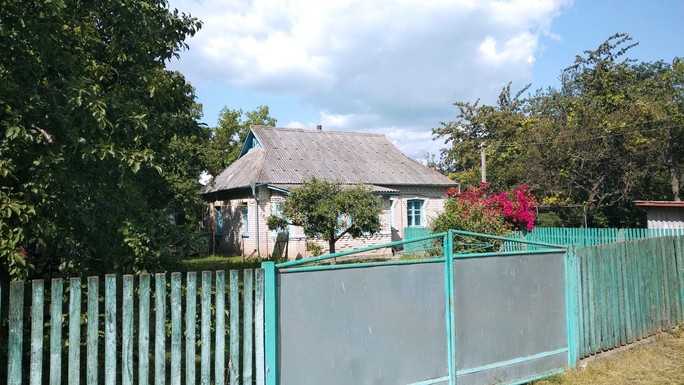 3 КІМ. БУДИНОК, ПЛОЩА - 60 м², ЦІНА - 10 000 $
