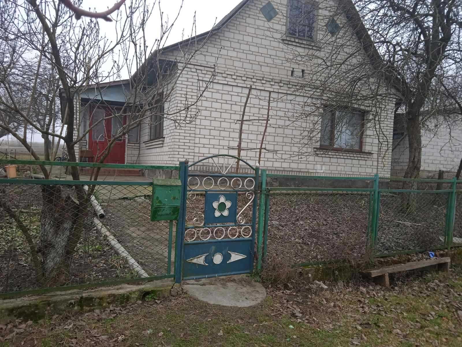 4 КІМ. БУДИНОК, ПЛОЩА - 100 м², ЦІНА - 12 000 $
