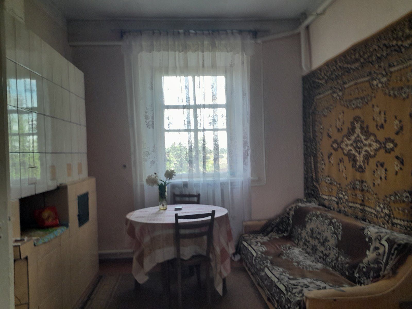 6 КІМ. БУДИНОК, ПЛОЩА - 100 м², ЦІНА - 48 $
