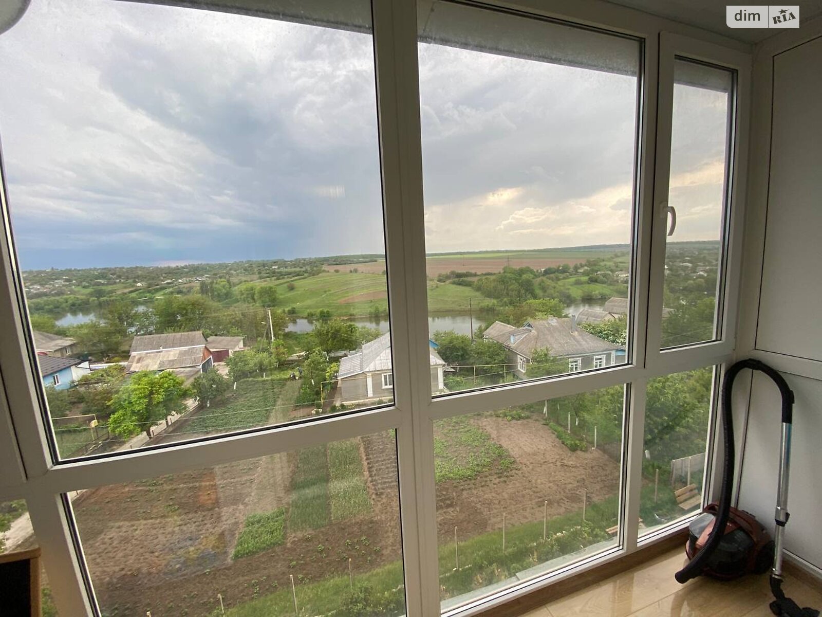 2 КІМ. КВАРТИРА, ПЛОЩА - 53 м², ЦІНА - 37 000 $
, вул. Героїв Майдану(Леніна)