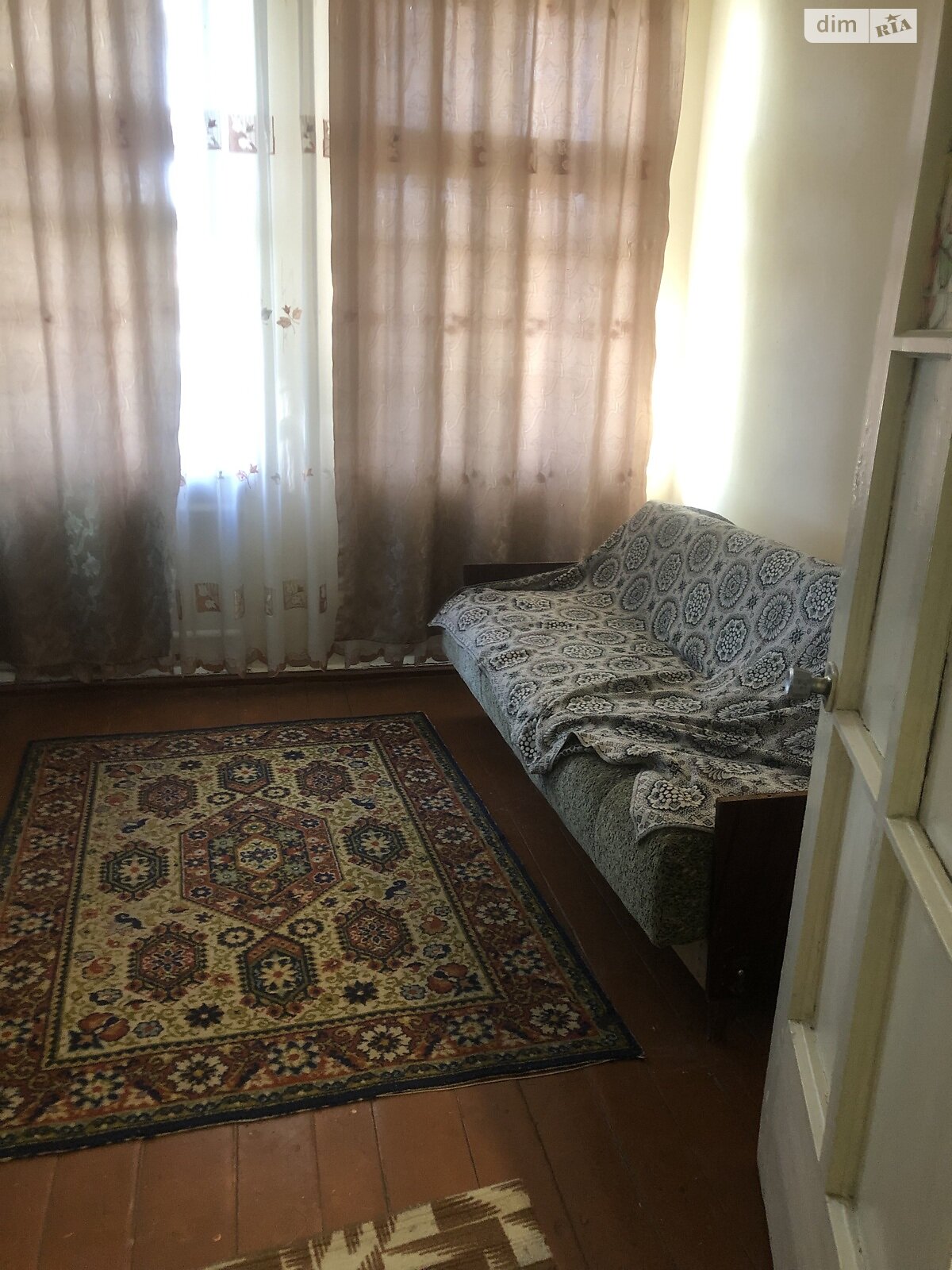 2 КІМ. КВАРТИРА, ПЛОЩА - 42 м², ЦІНА - 65 000 $
, вул. Пирогова