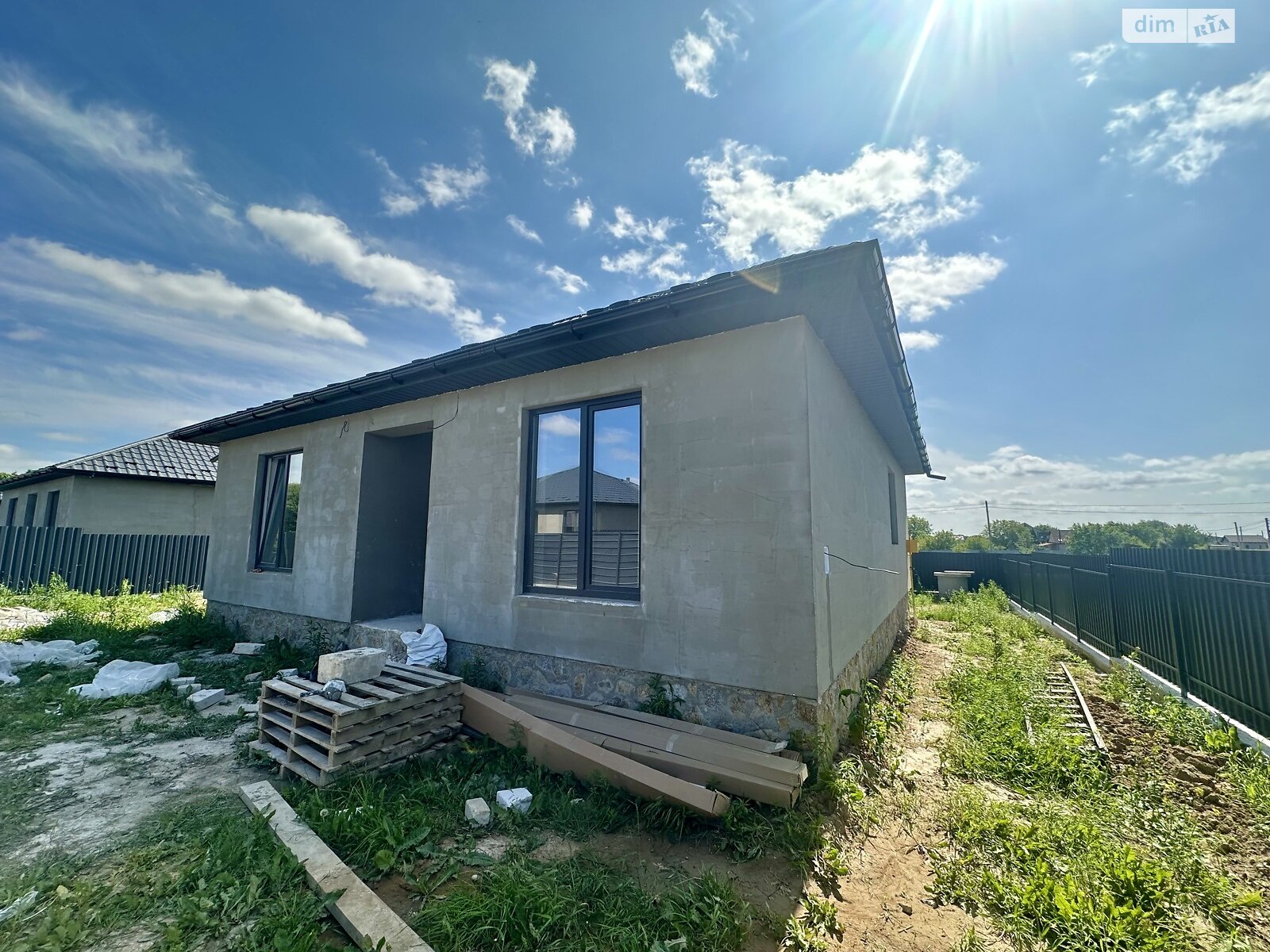 Обʼєкт нерухомості: 3 КІМ. БУДИНОК, ПЛОЩА - 85 м², ЦІНА - 76 000 $
, вул. Кар’єрна — HUBTRUST, Вінниця