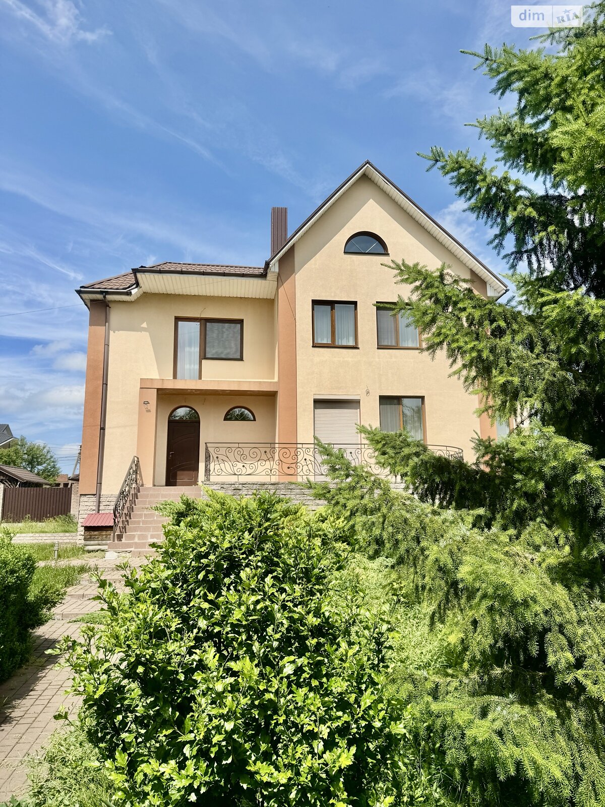 5 КІМ. БУДИНОК, ПЛОЩА - 190 м², ЦІНА - 175 000 $
