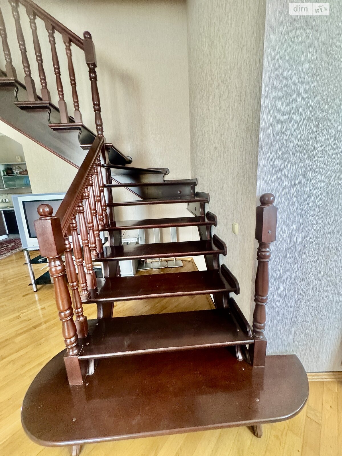 Обʼєкт нерухомості: 5 КІМ. БУДИНОК, ПЛОЩА - 190 м², ЦІНА - 175 000 $
 — HUBTRUST, Вінниця