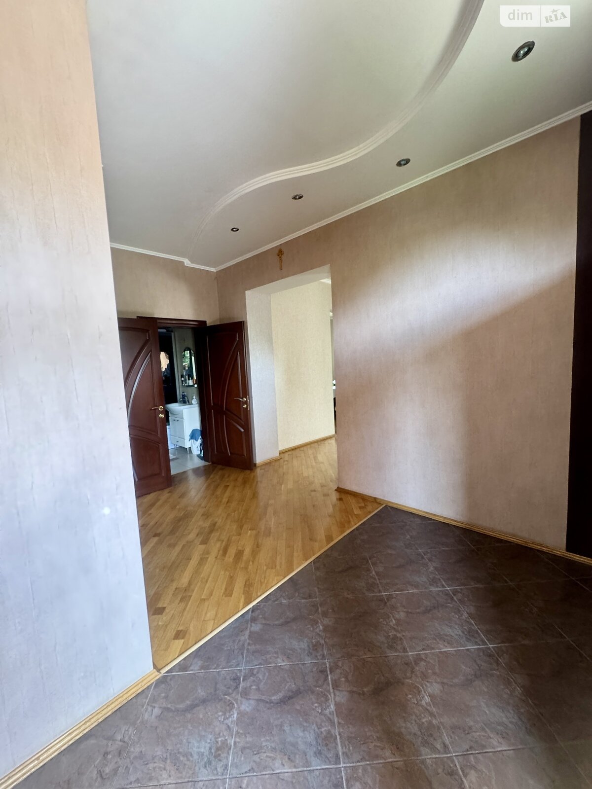 Обʼєкт нерухомості: 5 КІМ. БУДИНОК, ПЛОЩА - 190 м², ЦІНА - 175 000 $
 — HUBTRUST, Вінниця