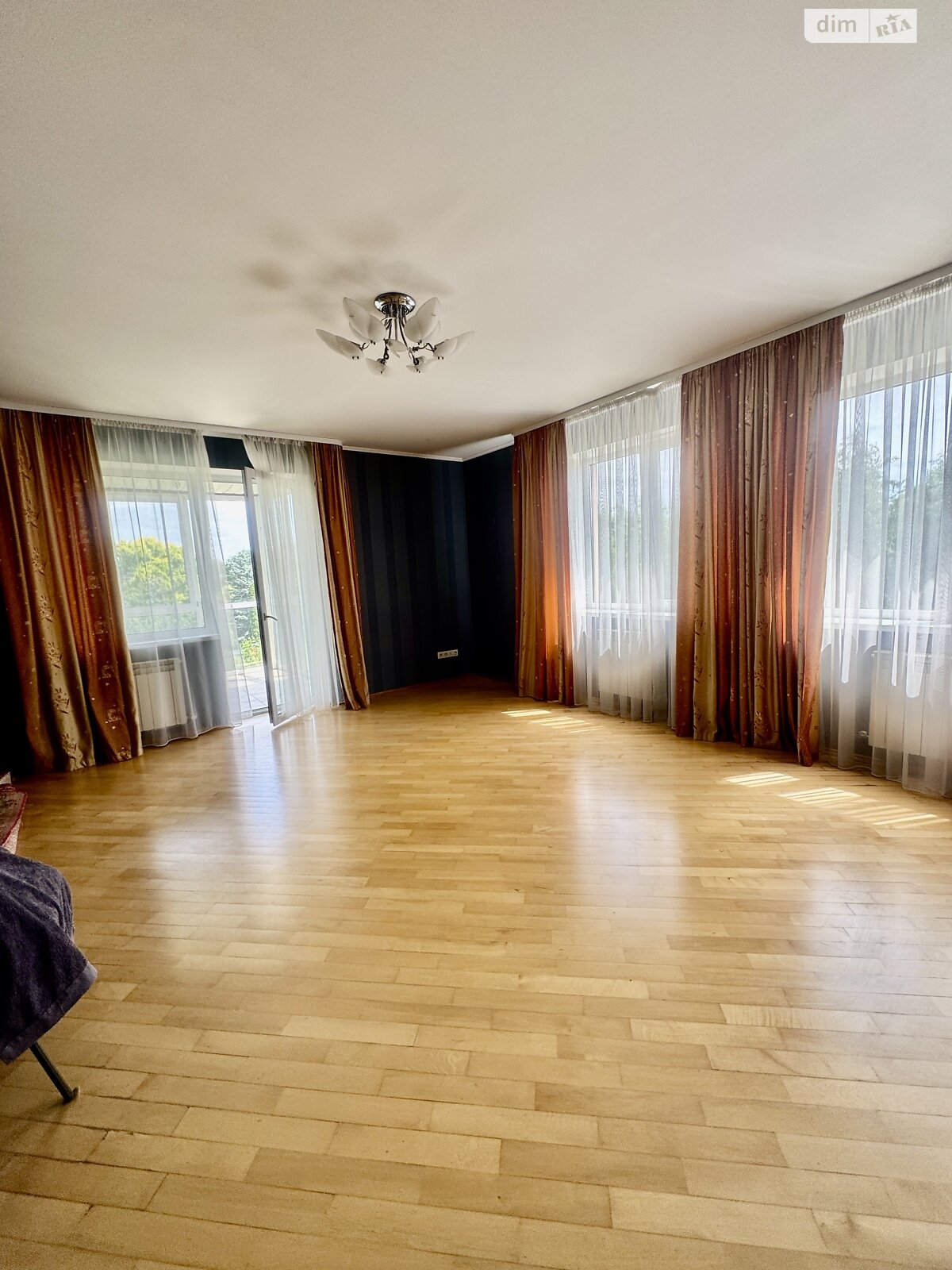 Обʼєкт нерухомості: 5 КІМ. БУДИНОК, ПЛОЩА - 190 м², ЦІНА - 175 000 $
 — HUBTRUST, Вінниця