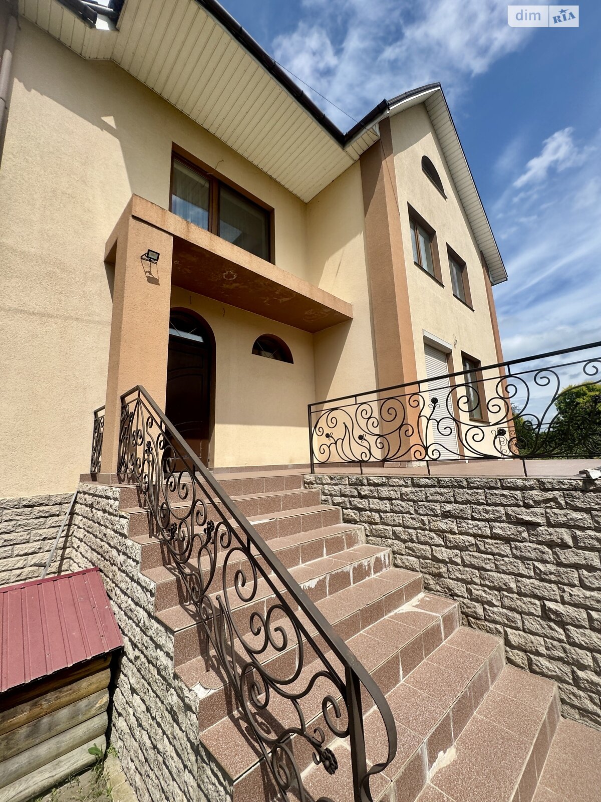 Обʼєкт нерухомості: 5 КІМ. БУДИНОК, ПЛОЩА - 190 м², ЦІНА - 175 000 $
 — HUBTRUST, Вінниця