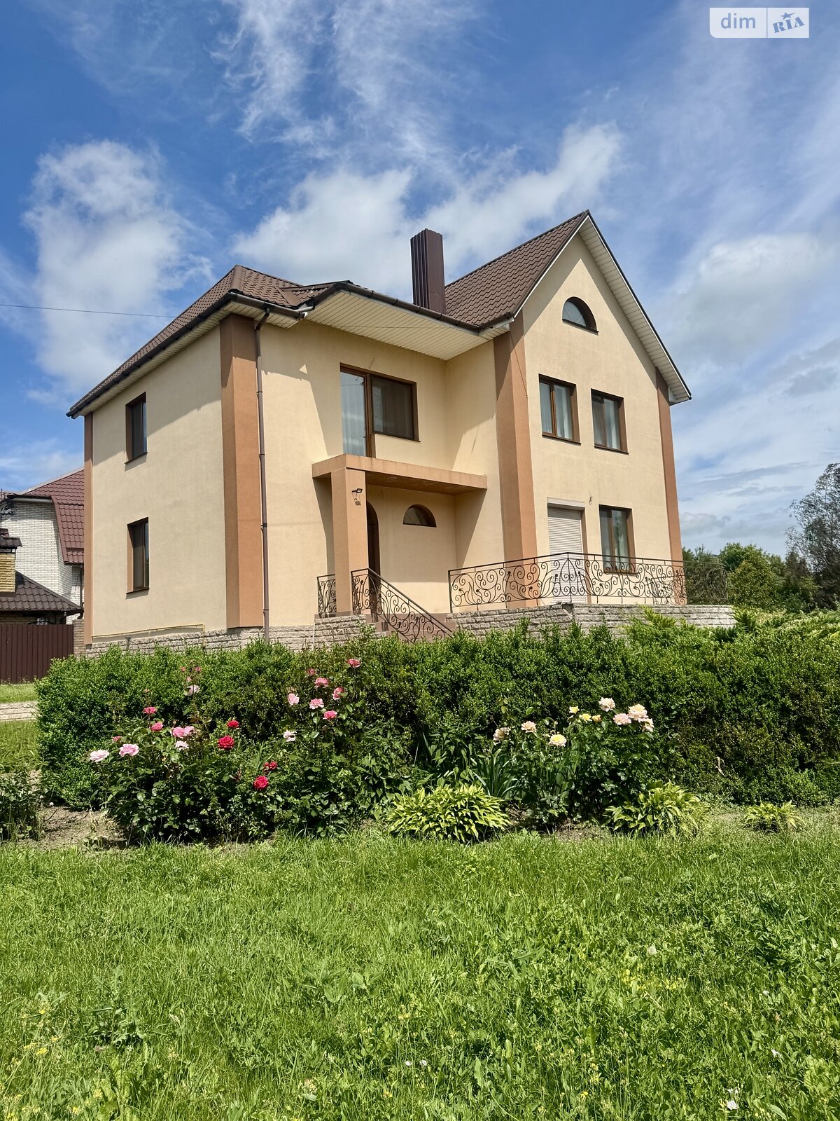 Обʼєкт нерухомості: 5 КІМ. БУДИНОК, ПЛОЩА - 190 м², ЦІНА - 175 000 $
 — HUBTRUST, Вінниця
