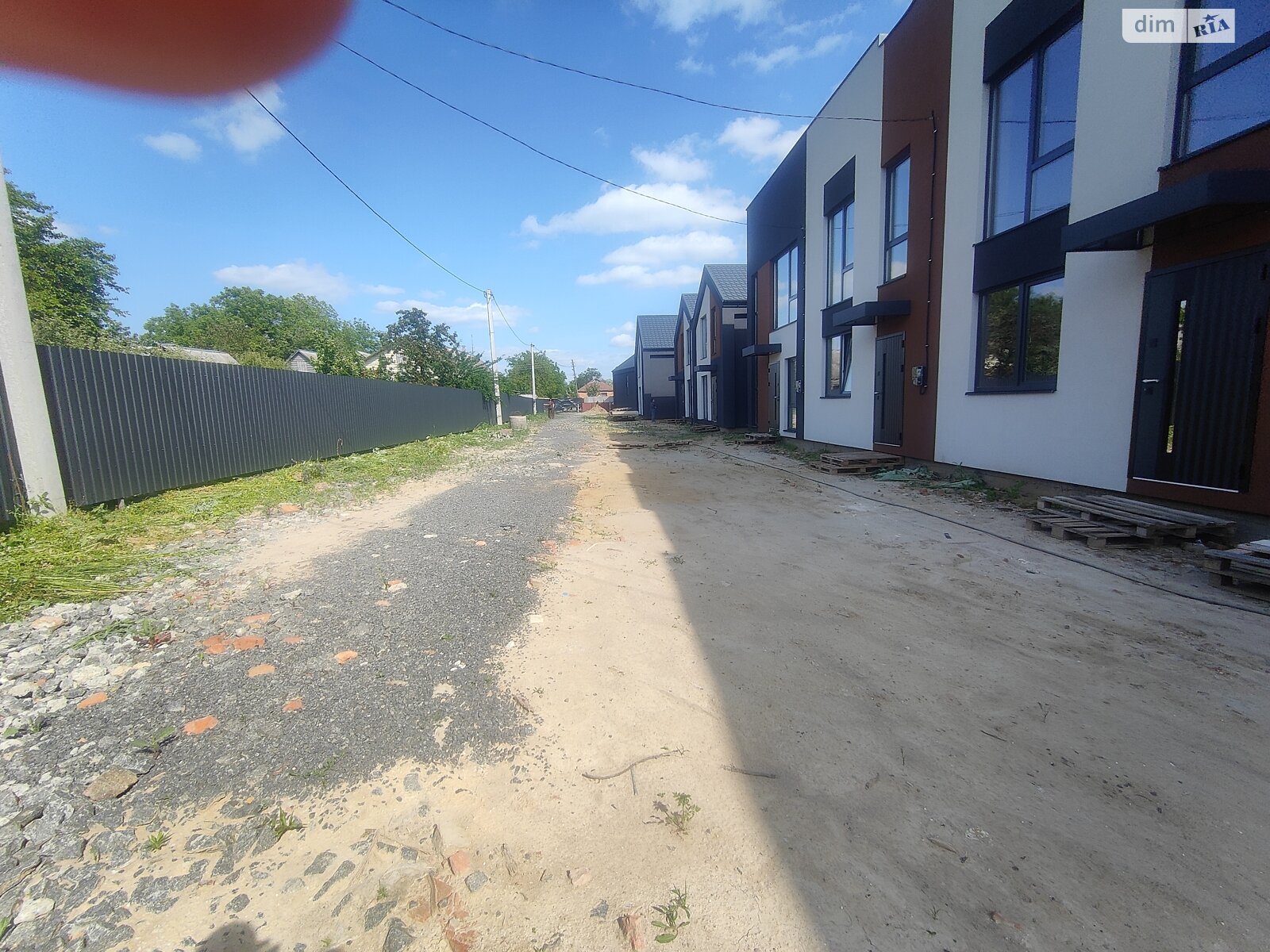 Обʼєкт нерухомості: 2 КІМ. ТАУНХАУС, ПЛОЩА - 90 м², ЦІНА - 57 000 $
 — HUBTRUST, Вінниця