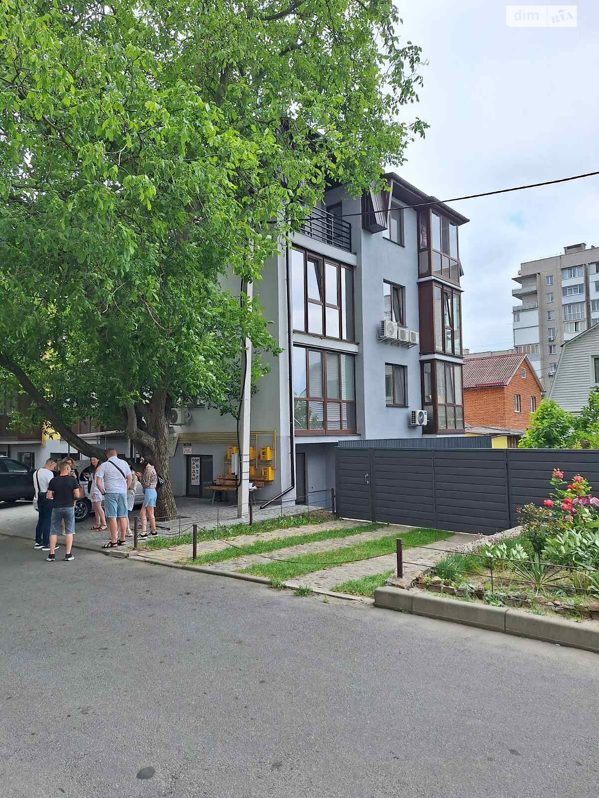Обʼєкт нерухомості: ПЛОЩА - 70 м², ЦІНА - 75 000 $
, пров. Наскрізний — HUBTRUST, Вінниця