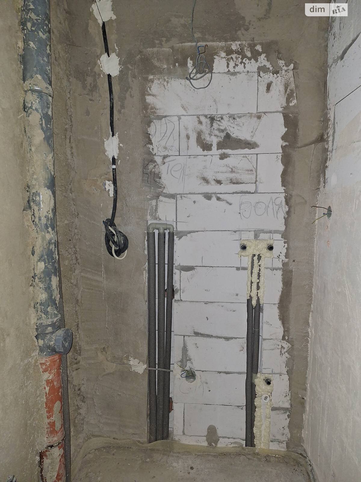Обʼєкт нерухомості: ПЛОЩА - 70 м², ЦІНА - 75 000 $
, пров. Наскрізний — HUBTRUST, Вінниця