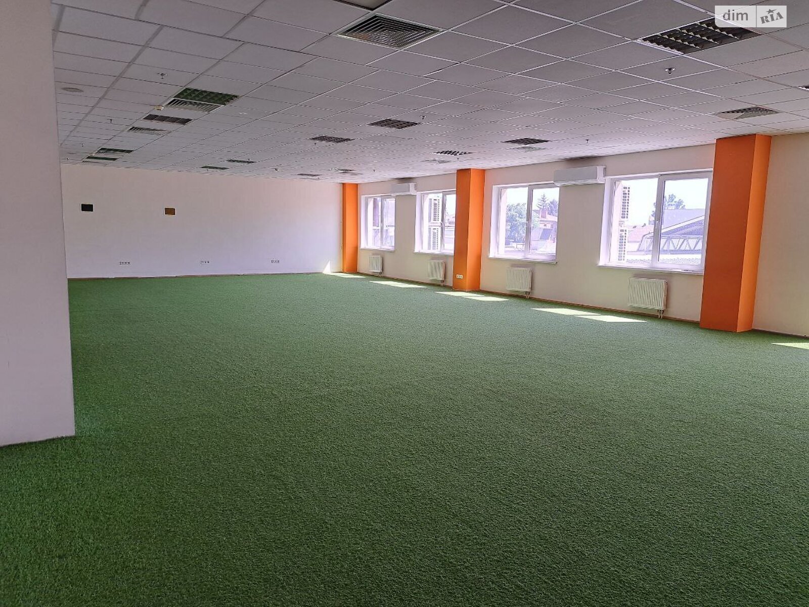 ПЛОЩА - 323 м², ЦІНА - 113 050 $
, вул. Миколи Оводова