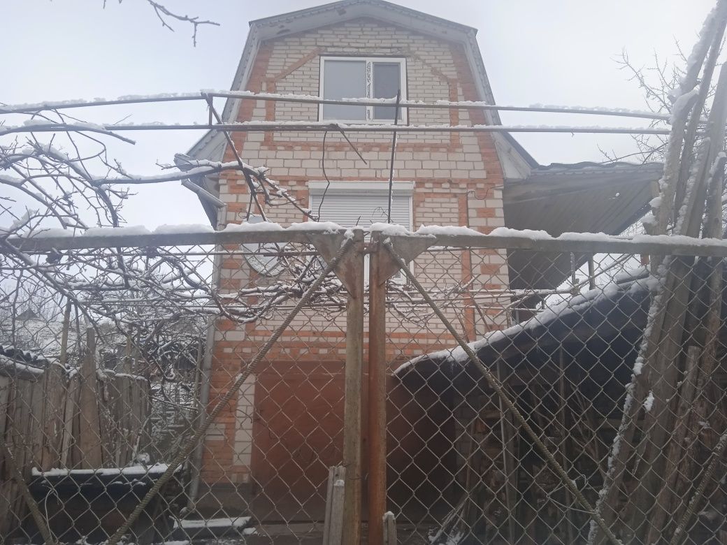 4 КІМ. БУДИНОК, ПЛОЩА - 80 м², ЦІНА - 12 000 $
