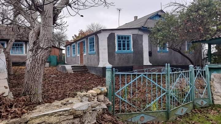 3 КІМ. БУДИНОК, ПЛОЩА - 0.25 м², ЦІНА - 4 000 $
