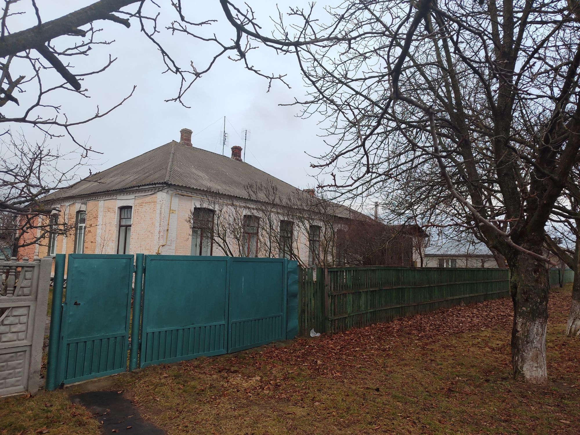 3 КІМ. БУДИНОК, ПЛОЩА - 60 м², ЦІНА - 35 000 $

