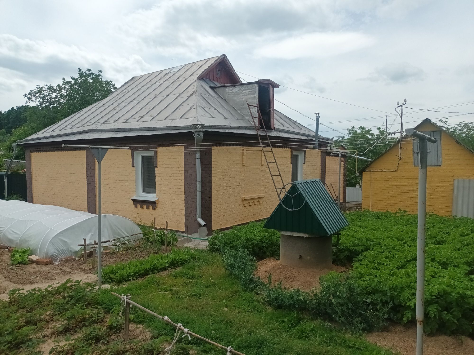 3 КІМ. БУДИНОК, ПЛОЩА - 64 м², ЦІНА - 68 000 $

