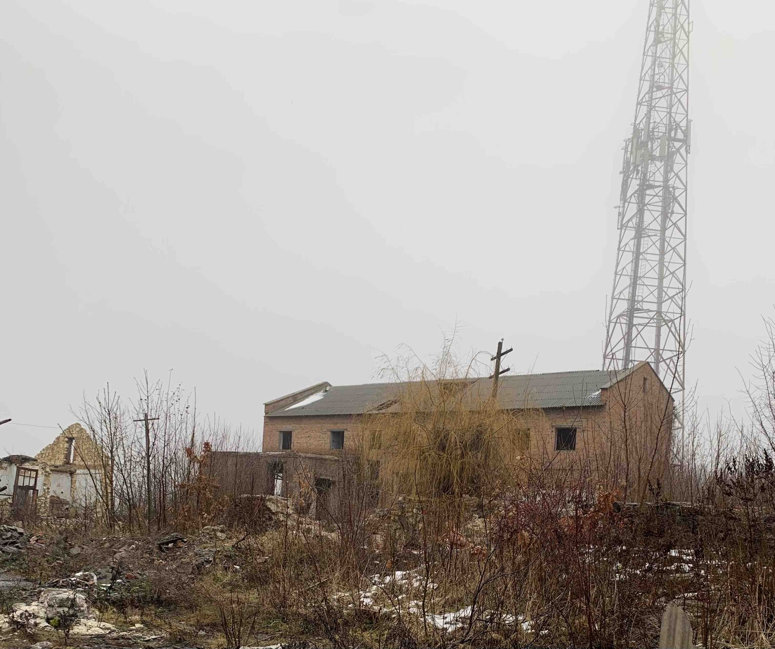 ПЛОЩА - 2000 м², ЦІНА - 180 000 $
