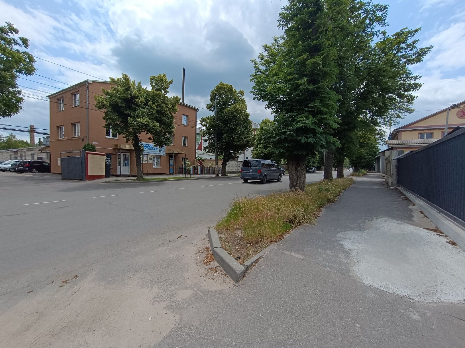 Обʼєкт нерухомості: ПЛОЩА - 440 м², ЦІНА - 1 199 $
 — HUBTRUST, Вінниця