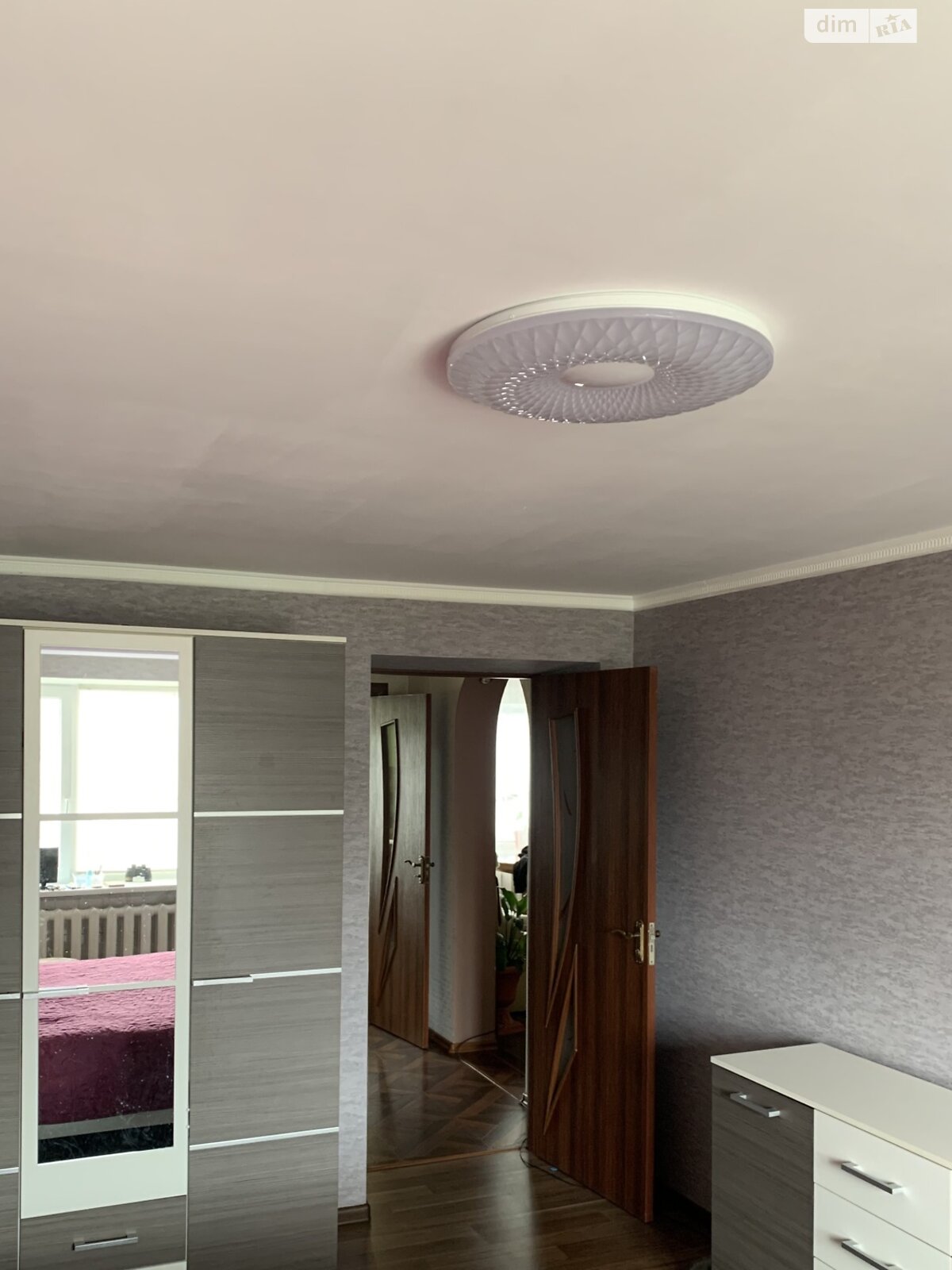 Обʼєкт нерухомості: 3 КІМ. КВАРТИРА, ПЛОЩА - 62 м², ЦІНА - 35 000 $
, вул. Героїв Майдану(Леніна) — HUBTRUST, Вінниця