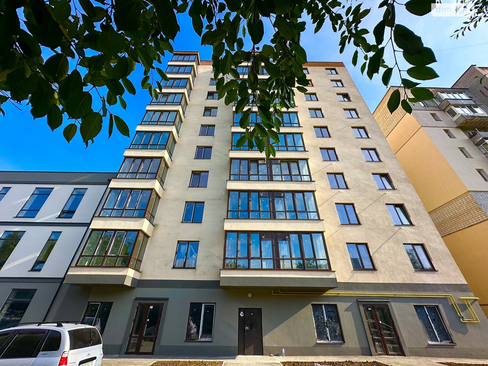 2 КІМ. КВАРТИРА, ПЛОЩА - 71.2 м², ЦІНА - 78 500 $
, вул. Дмитра Майбороди