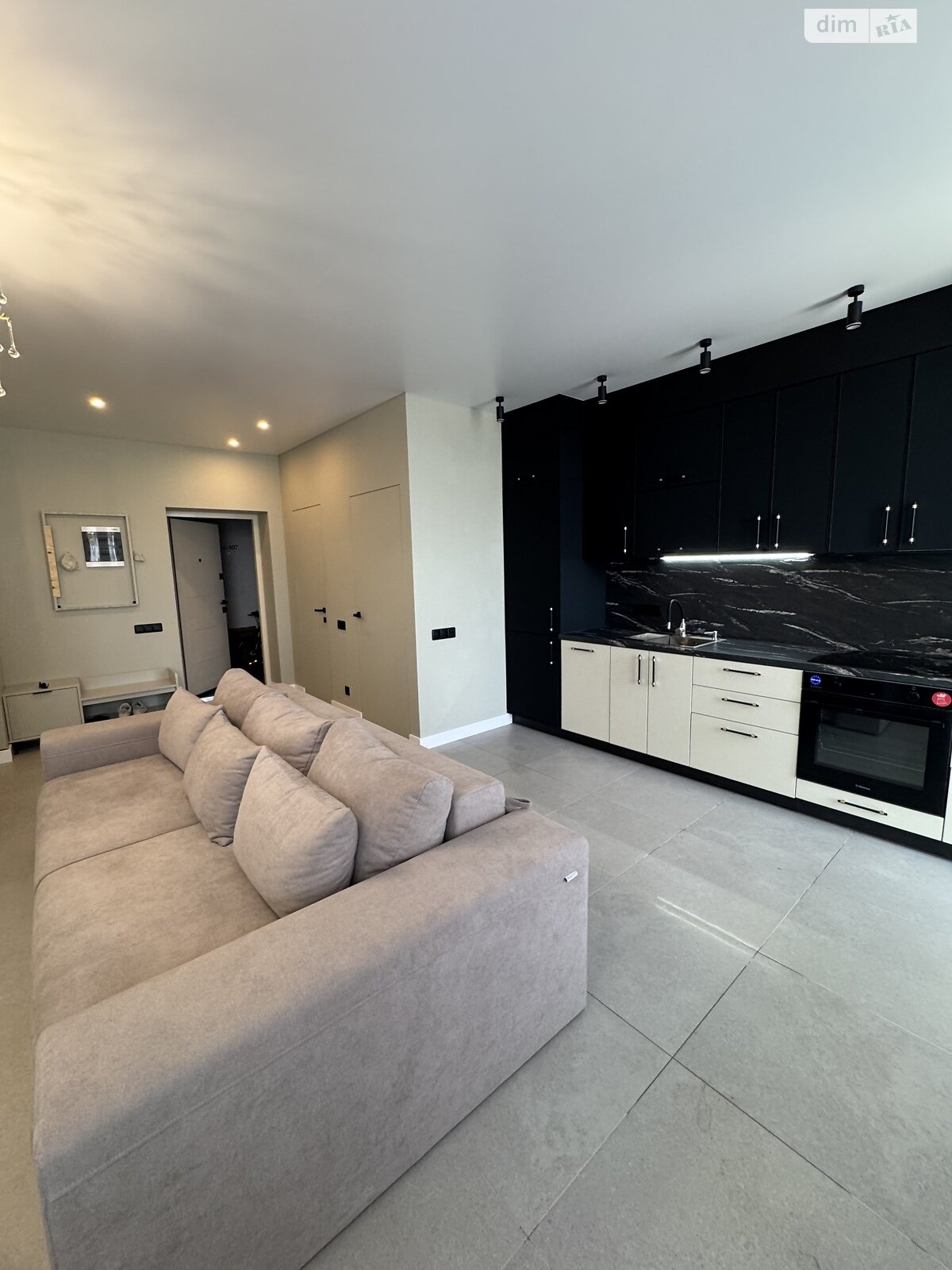 Обʼєкт нерухомості: 2 КІМ. КВАРТИРА, ПЛОЩА - 65.5 м², ЦІНА - 115 000 $
, вул. Праведників світу(Максимовича) — HUBTRUST, Вінниця