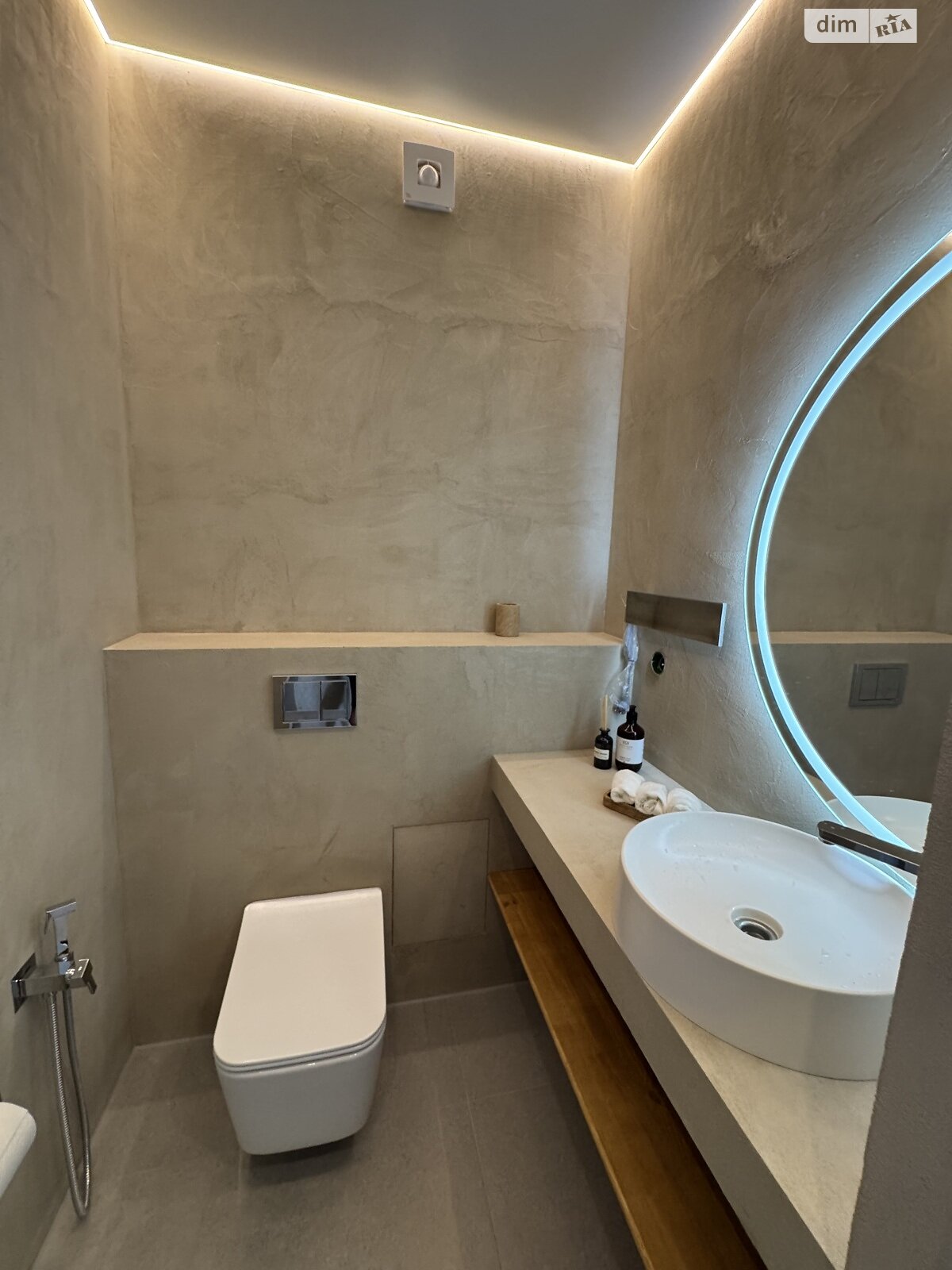 Обʼєкт нерухомості: 2 КІМ. КВАРТИРА, ПЛОЩА - 65.5 м², ЦІНА - 115 000 $
, вул. Праведників світу(Максимовича) — HUBTRUST, Вінниця