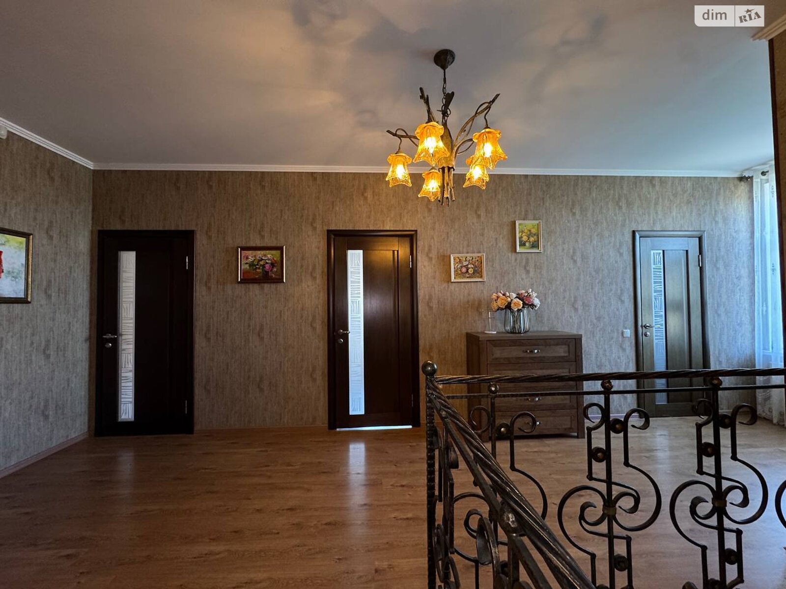 Обʼєкт нерухомості: 3 КІМ. БУДИНОК, ПЛОЩА - 300 м², ЦІНА - 238 000 $
 — HUBTRUST, Вінниця