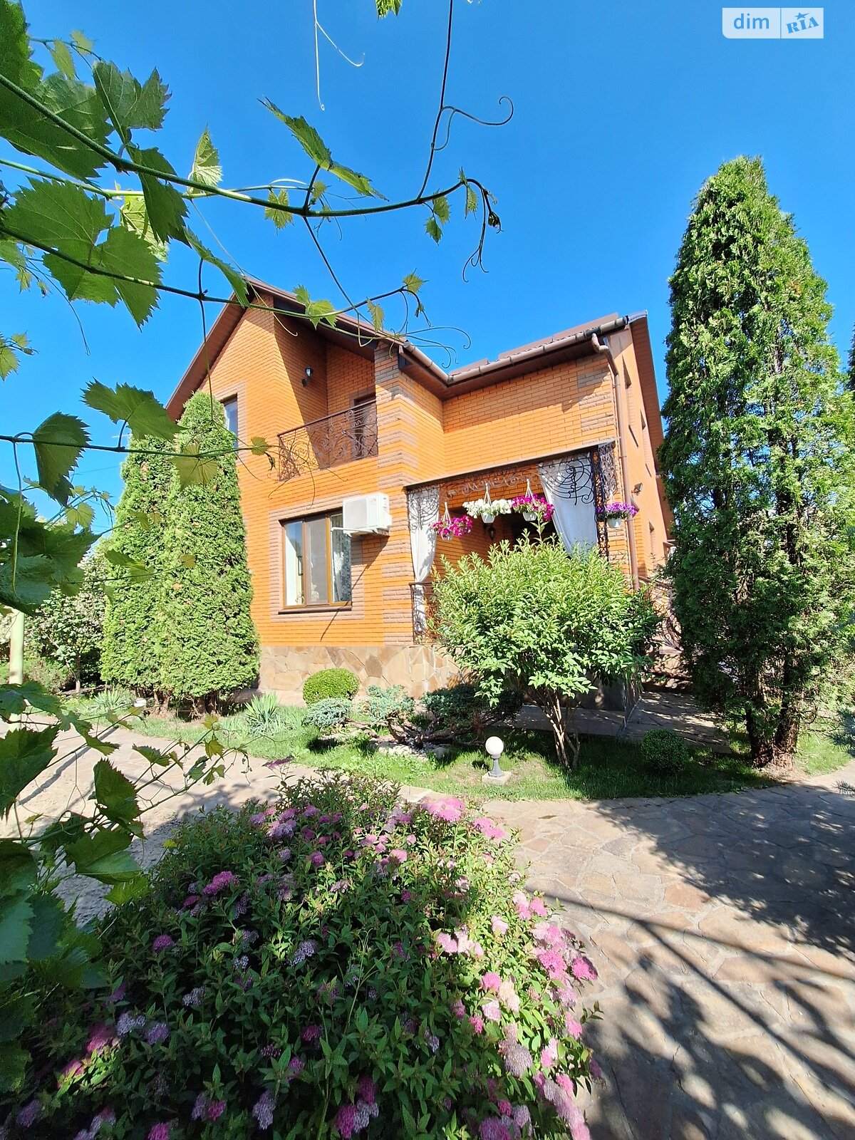 Обʼєкт нерухомості: 3 КІМ. БУДИНОК, ПЛОЩА - 300 м², ЦІНА - 238 000 $
 — HUBTRUST, Вінниця
