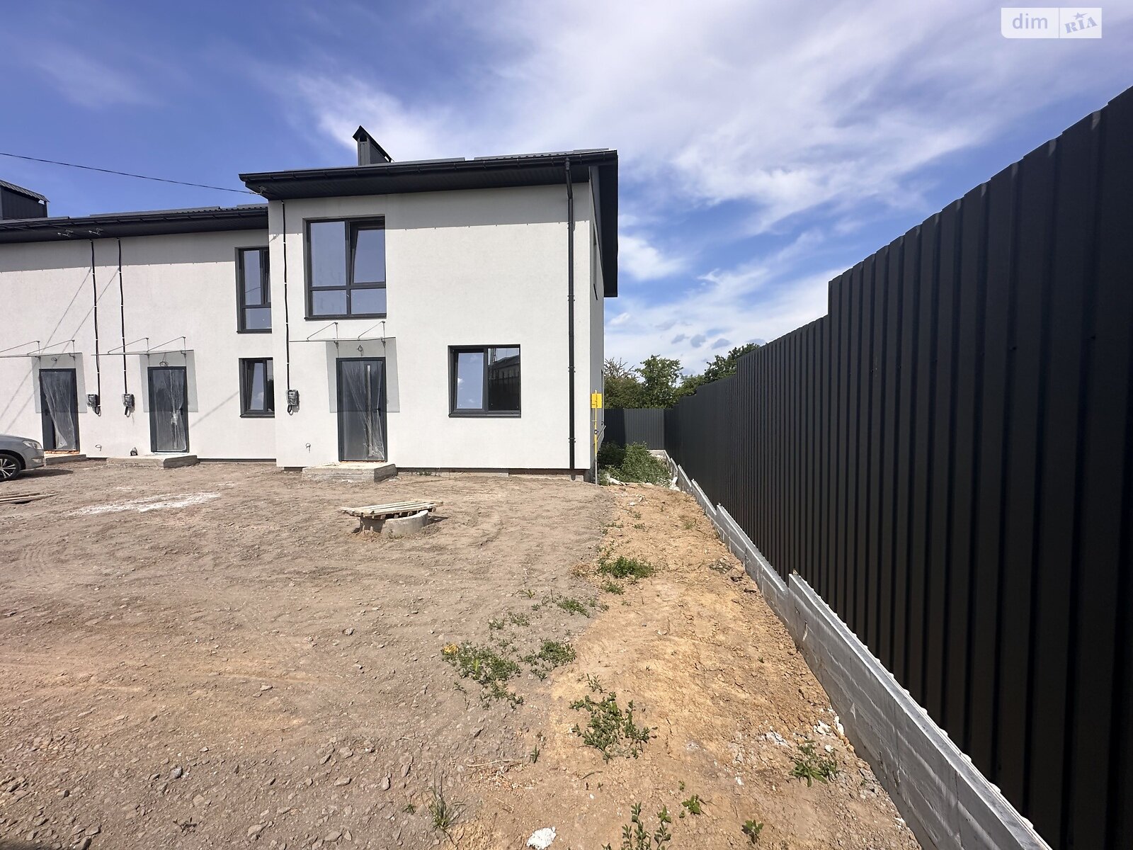 3 КІМ. ТАУНХАУС, ПЛОЩА - 88 м², ЦІНА - 57 000 $
, вул. Богдана Хмельницького