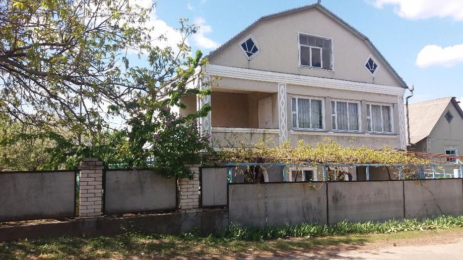 10 КІМ. БУДИНОК, ПЛОЩА - 120 м², ЦІНА - 28 000 $
