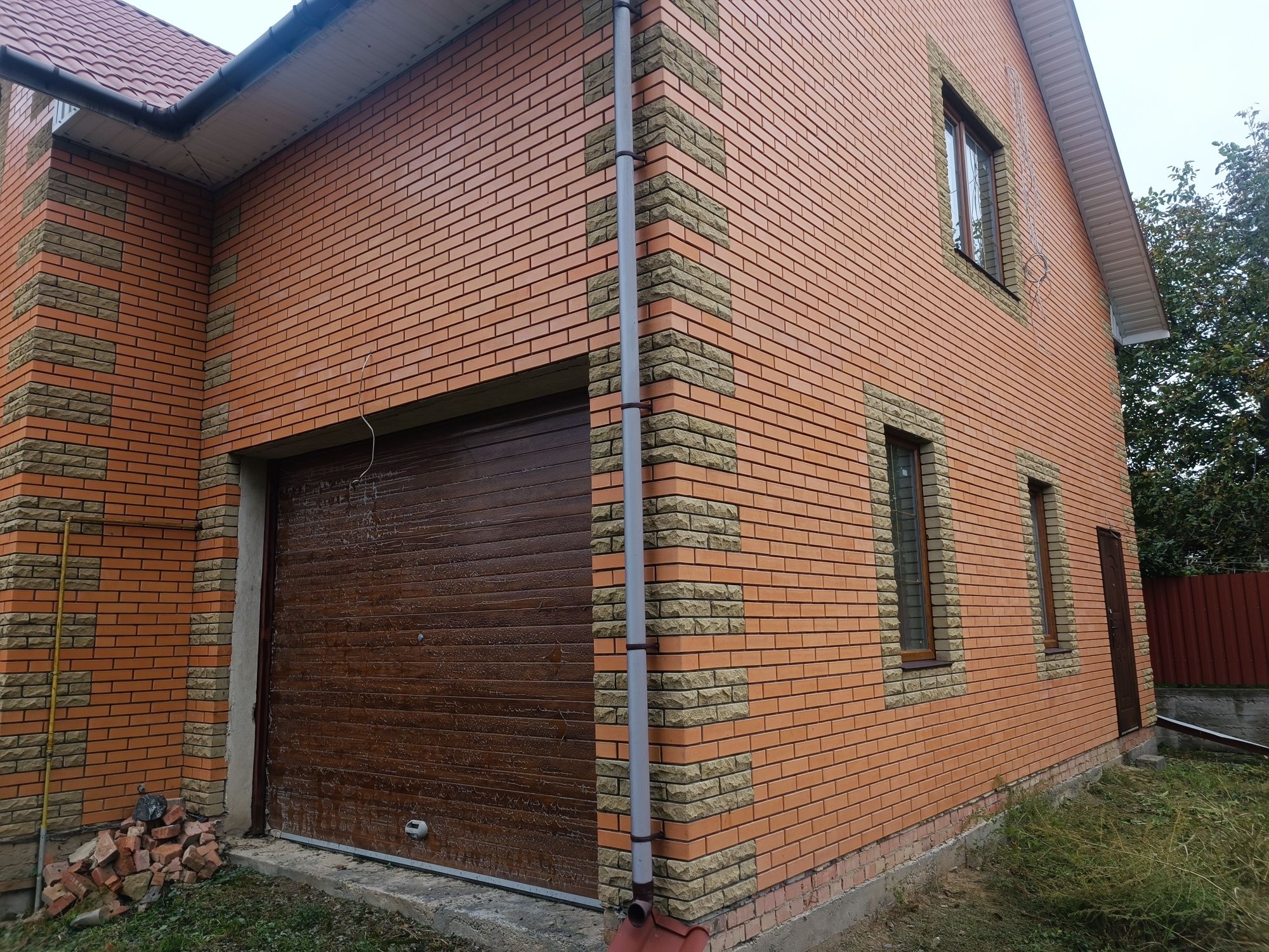 Обʼєкт нерухомості: 5 КІМ. ТАУНХАУС, ПЛОЩА - 245 м², ЦІНА - 155 000 $
 — HUBTRUST, Вінниця