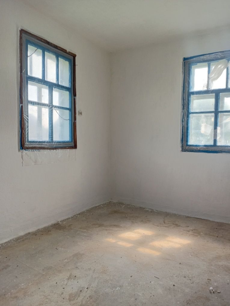 2 КІМ. БУДИНОК, ПЛОЩА - 48 м², ЦІНА - 107 $
