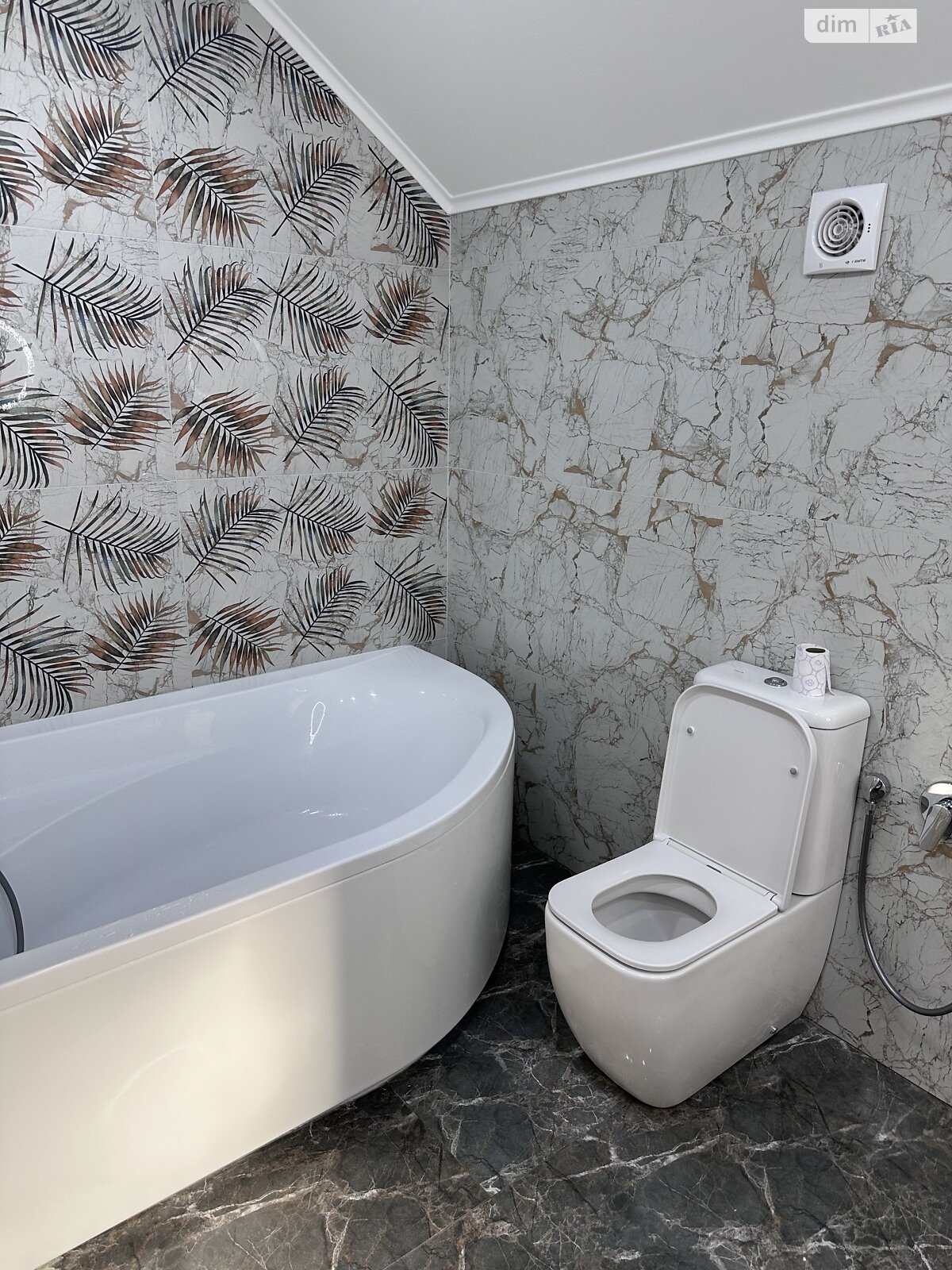 Обʼєкт нерухомості: 4 КІМ. БУДИНОК, ПЛОЩА - 120 м², ЦІНА - 200 000 $
, пров. Зоряний — HUBTRUST, Вінниця
