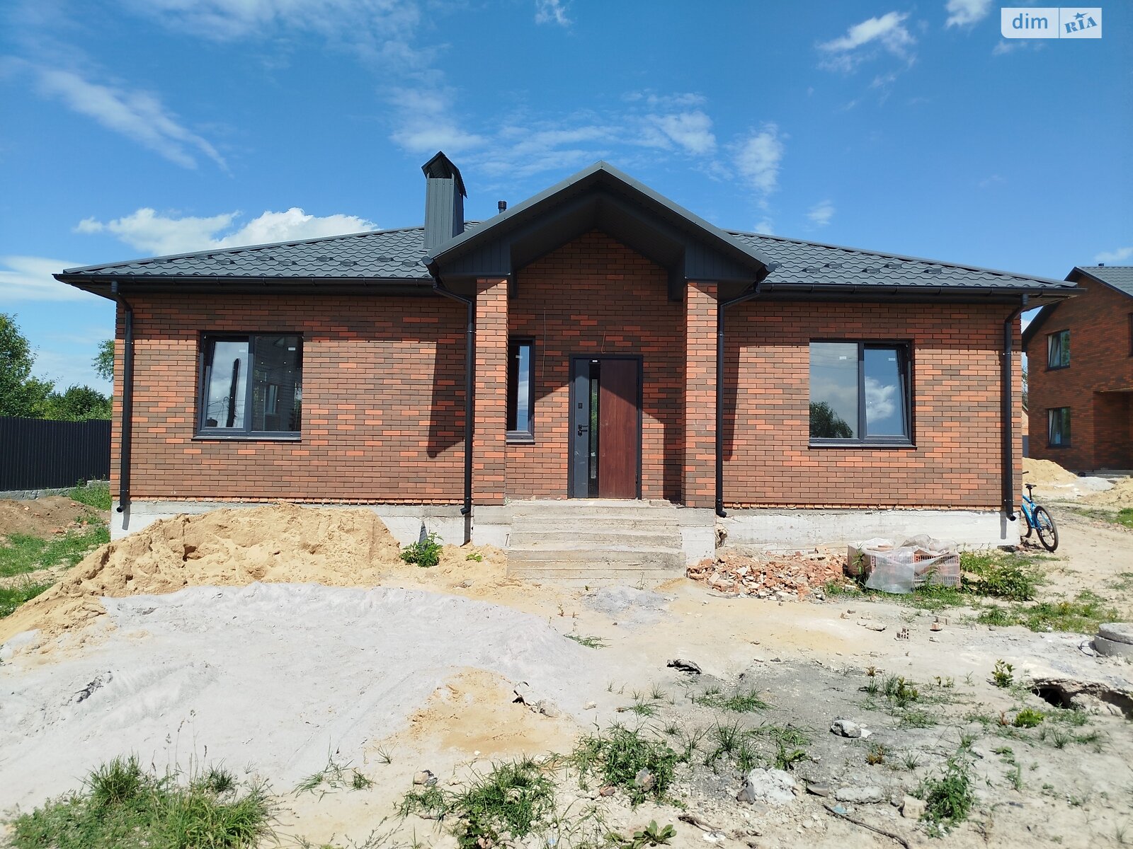 4 КІМ. БУДИНОК, ПЛОЩА - 105 м², ЦІНА - 89 000 $
, вул. Цегельна