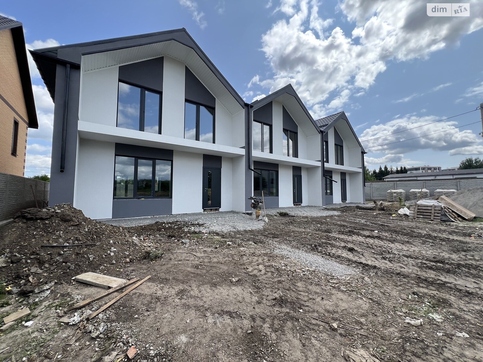 Обʼєкт нерухомості: 1 КІМ. ТАУНХАУС, ПЛОЩА - 115 м², ЦІНА - 114 990 $
, Барське шосе — HUBTRUST, Вінниця