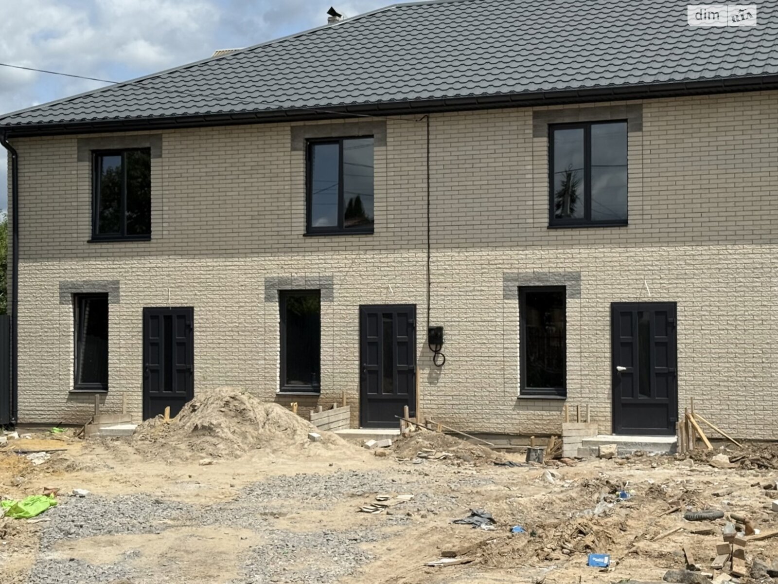 3 КІМ. ТАУНХАУС, ПЛОЩА - 85 м², ЦІНА - 45 000 $
, вул. Якова Шепеля
