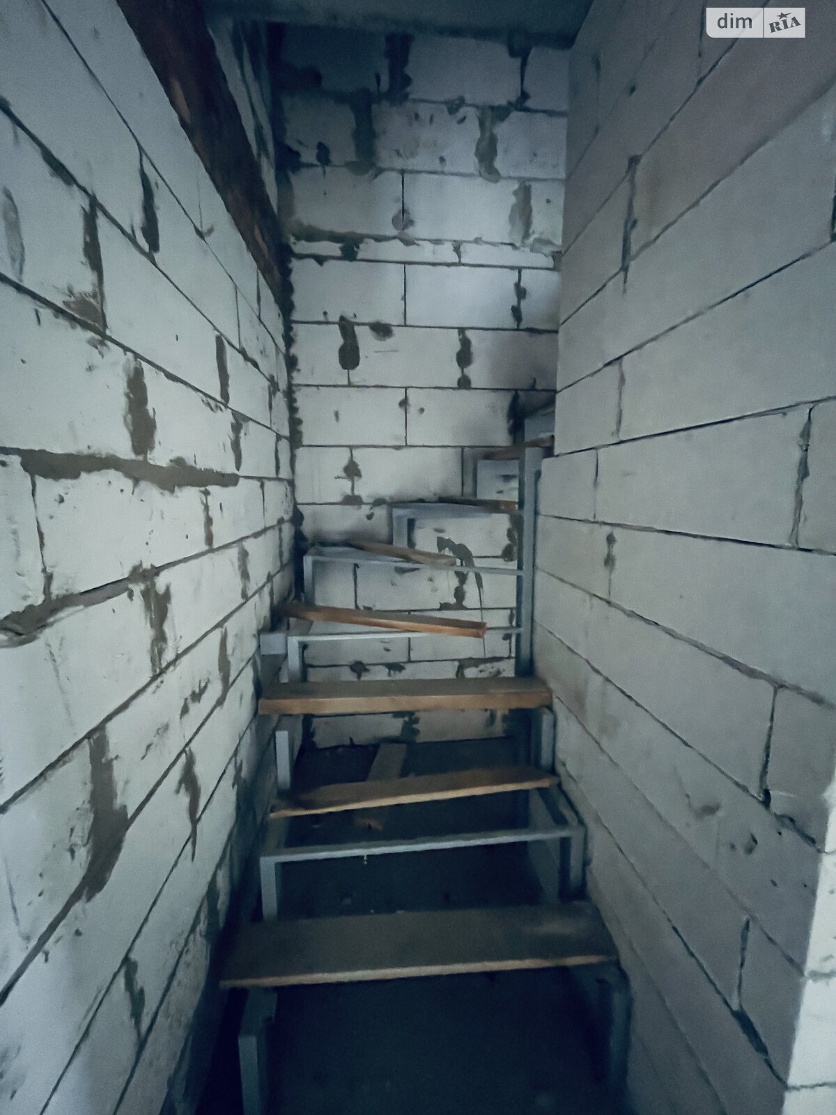 Обʼєкт нерухомості: 2 КІМ. ТАУНХАУС, ПЛОЩА - 75 м², ЦІНА - 40 000 $
, 1-й пр. Медовий  — HUBTRUST, Вінниця