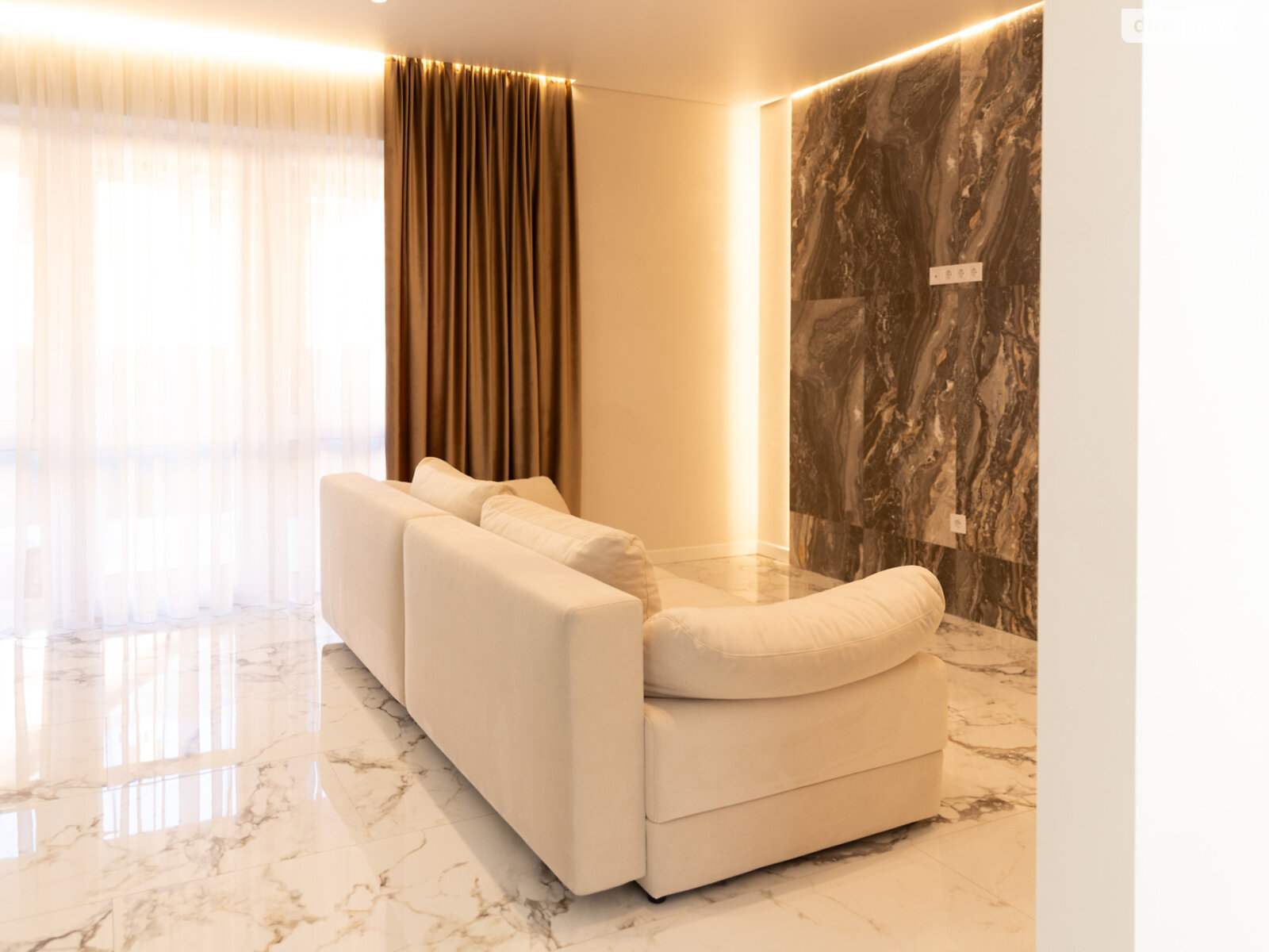 Обʼєкт нерухомості: 3 КІМ. ТАУНХАУС, ПЛОЩА - 90 м², ЦІНА - 130 000 $
, вул. Святошинська — HUBTRUST, Вінниця