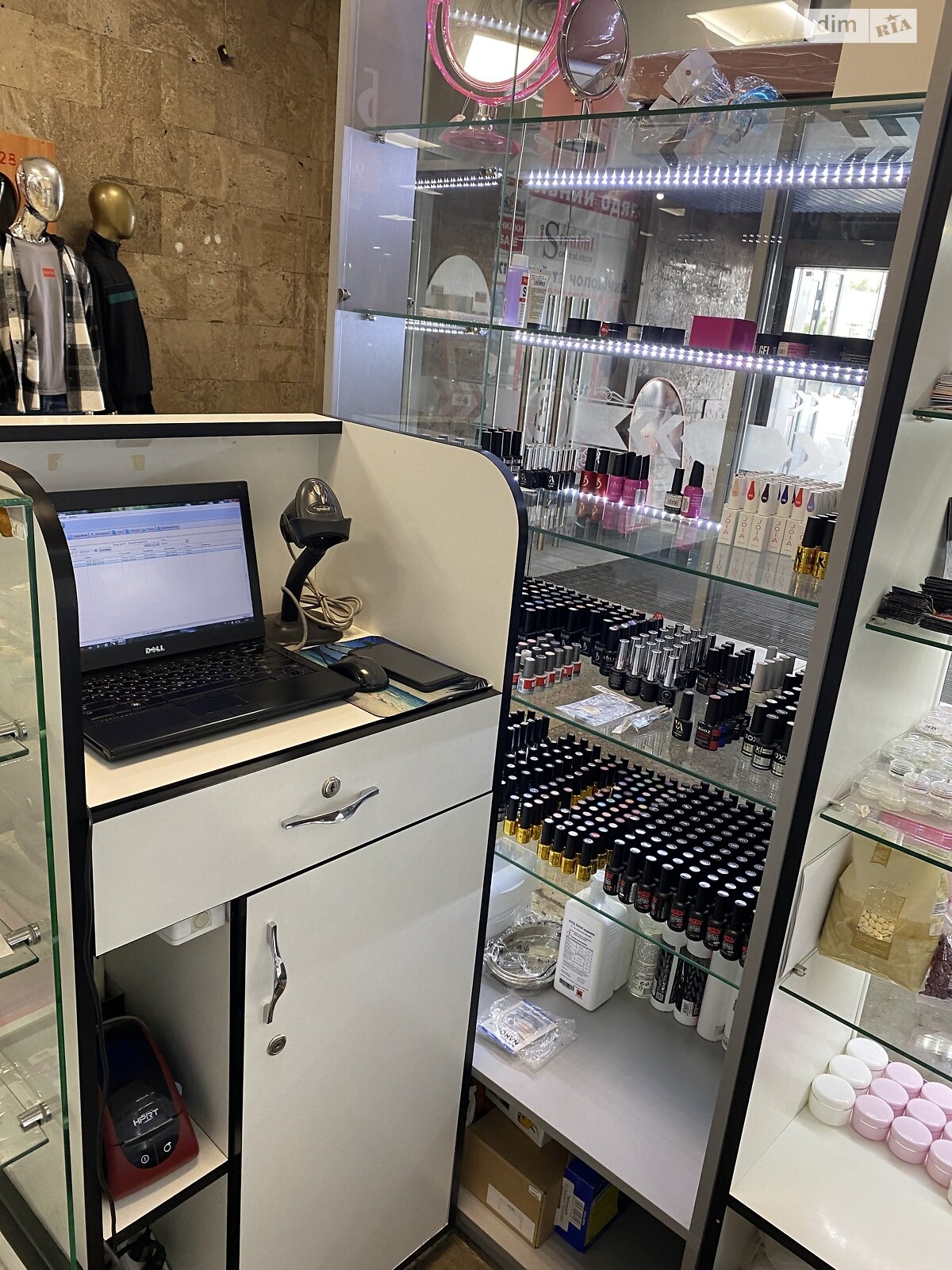 Обʼєкт нерухомості: ПЛОЩА - 5 м², ЦІНА - 3 500 $
, пл. Калічанська(Гагаріна) — HUBTRUST, Вінниця