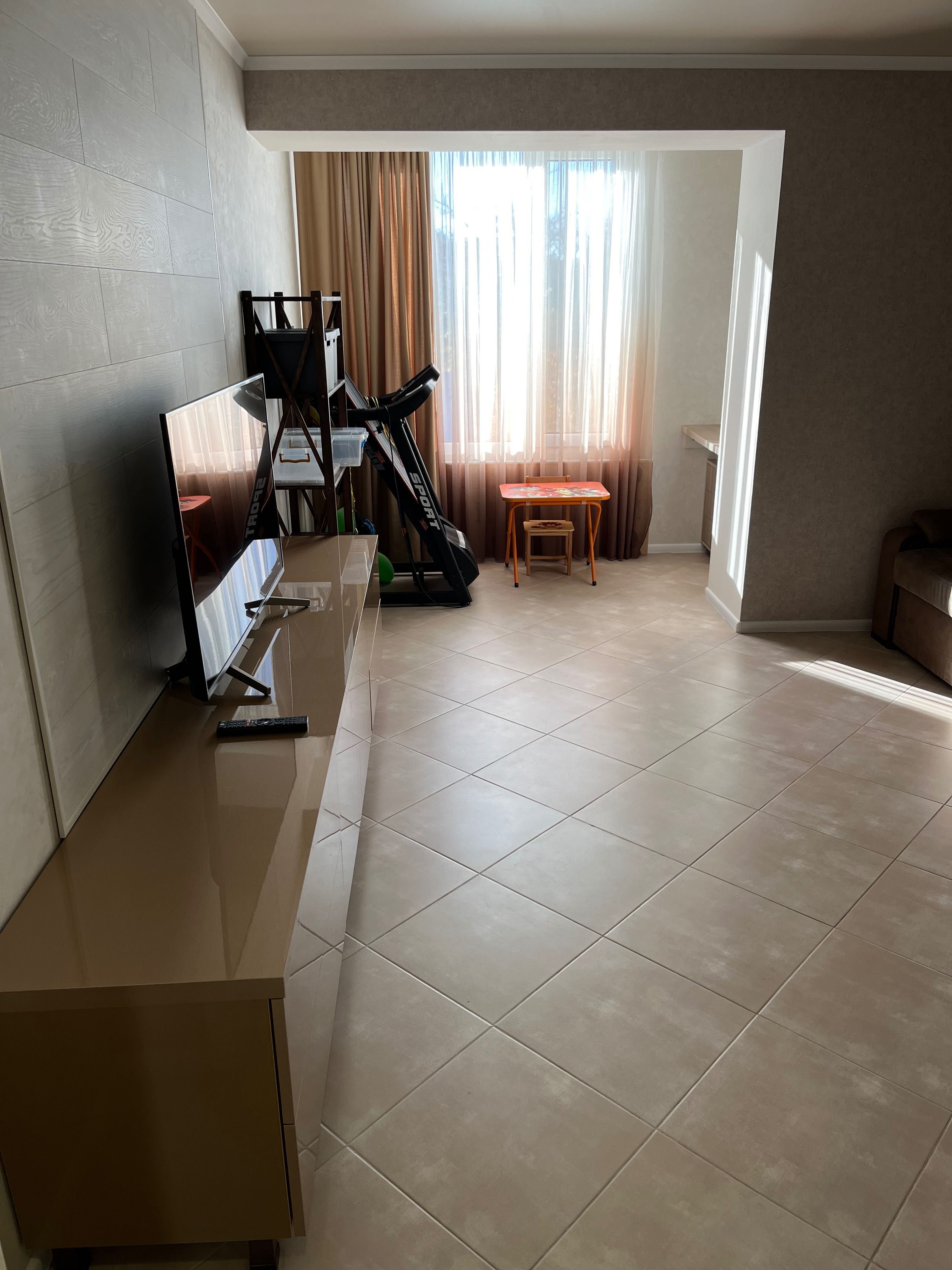 2 КІМ. КВАРТИРА, ПЛОЩА - 62 м², ЦІНА - 50 000 $
