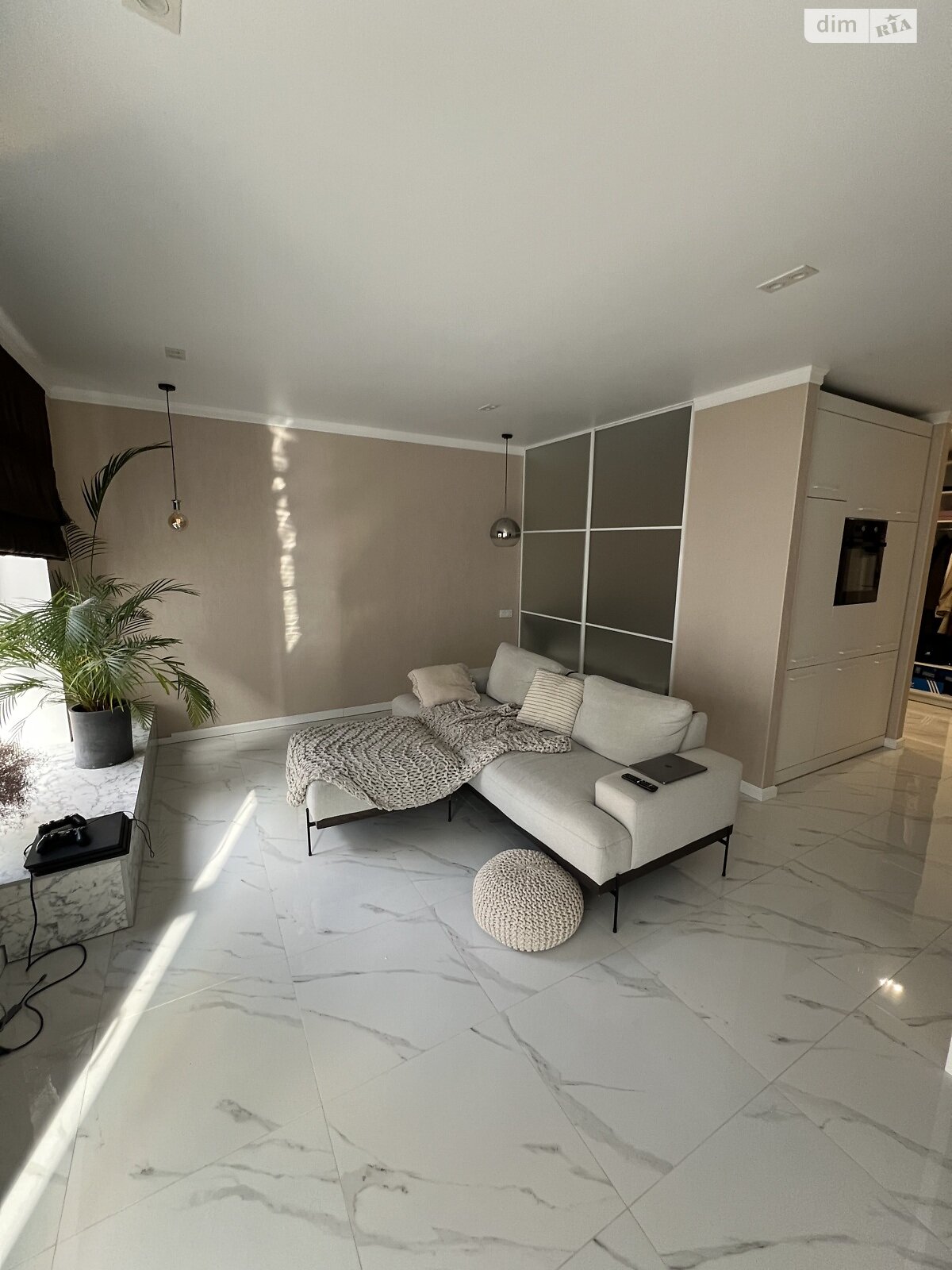 Обʼєкт нерухомості: 1 КІМ. КВАРТИРА, ПЛОЩА - 48 м², ЦІНА - 88 700 $
, вул. Трамвайна — HUBTRUST, Вінниця