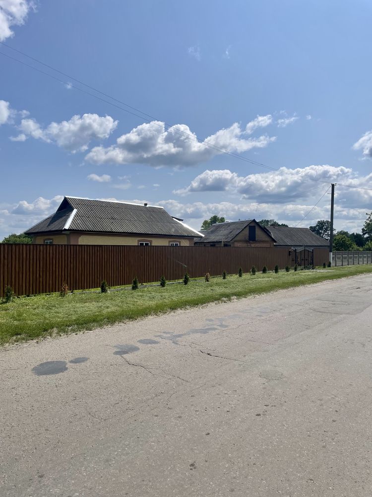 3 КІМ. БУДИНОК, ПЛОЩА - 60 м², ЦІНА - 12 000 $
