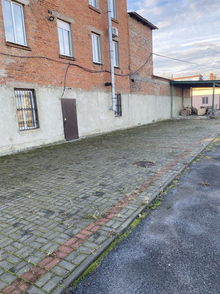 Обʼєкт нерухомості: ПЛОЩА - 894 м², ЦІНА - 120 000 $
 — HUBTRUST, Вінниця